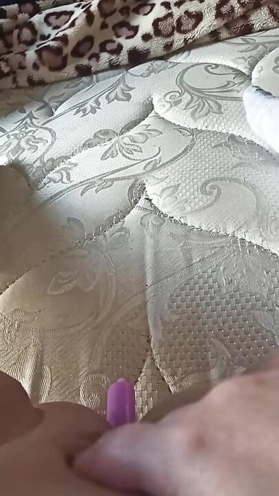 Trudim se staviti svu svijeću u svoju guzicu