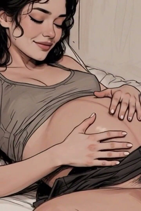 9 Months Pregnant Woman Masturbates Her Thick Hairy Wet Pussy