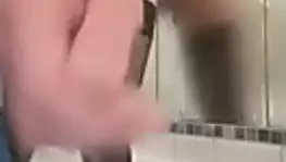 Korkak içinde duş 7