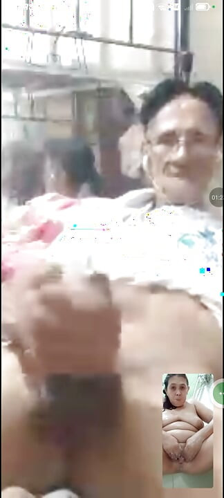 Video sex call when she awake this morning