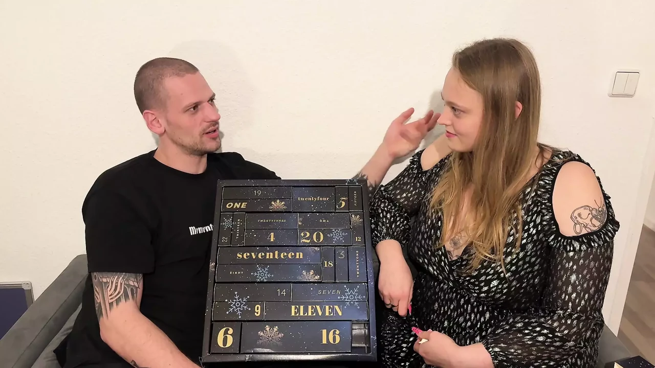 Advent Calendar Unboxing. Question round!?