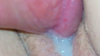 Creampie-Muschi von meinem Sperma-Eimer-Baby