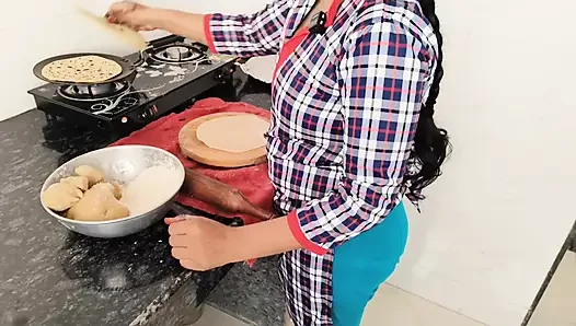 Hintli güzel kız sıkı ilk kez xxx videolar, desi güzel köylü kızı seks videoları