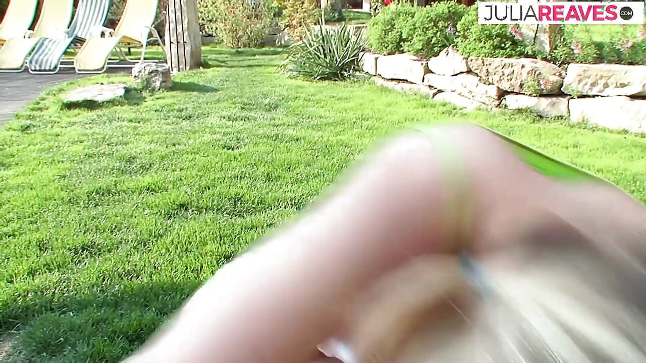 Blonde girl rides a huge cock in the fields to a mouth cumshot