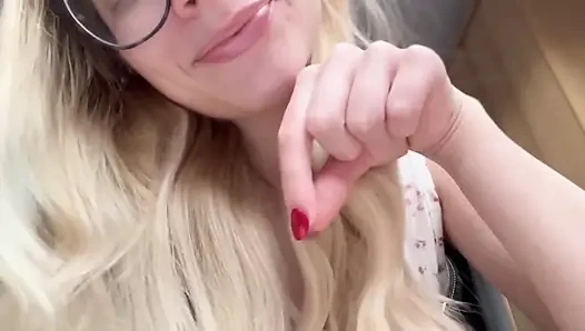 Merhaba cüce dev kadın asmr