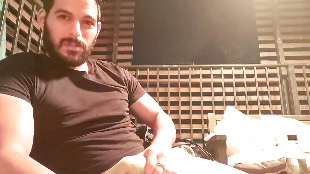 Watch me on cam just cum to tease you