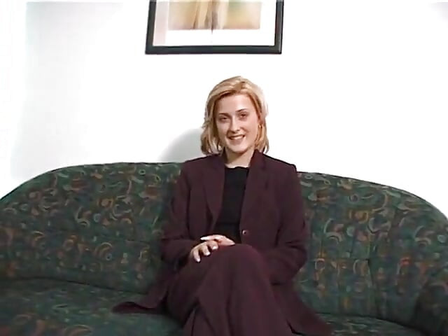 Primul ei videoclip porno