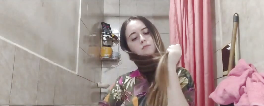 I Love Brushing My Hair