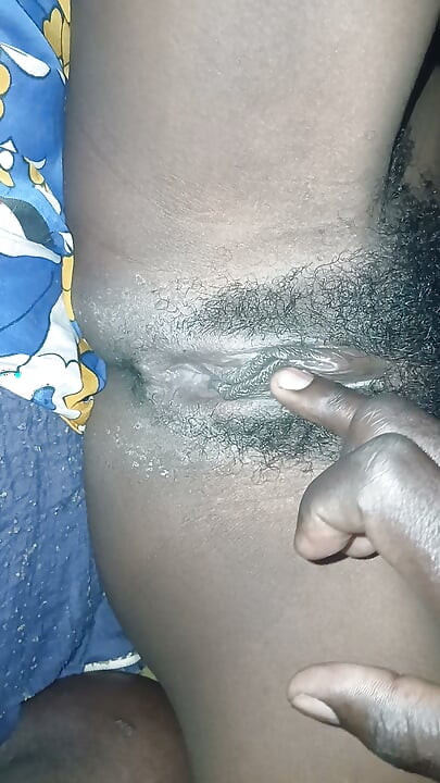 Super-wet pussy, sliding big dick inside her pussy