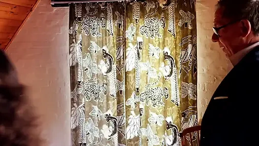 Nyawa di kakinya, bagian 1 - nyonya dominatrix april