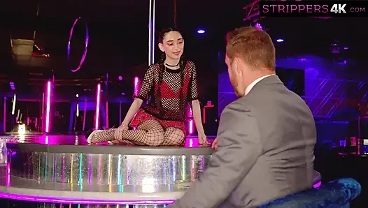 Tiny Dancer Works High Roller's Pole