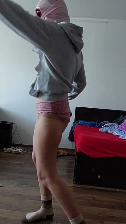 Amateur wife dances naked around the house. Amateur mom tries on clothes and cuts them off. | Clip 1