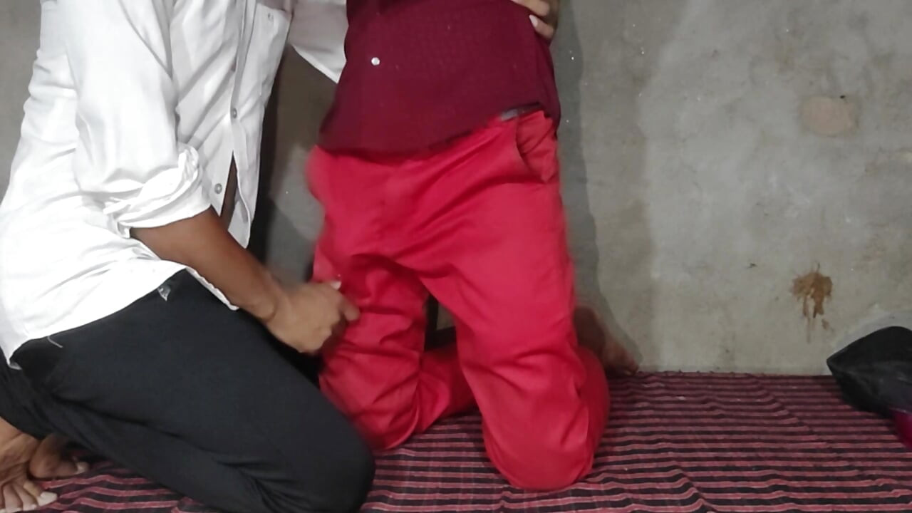 Hot Desi Bottom and Top Romantic Fall in Love With Both Friends