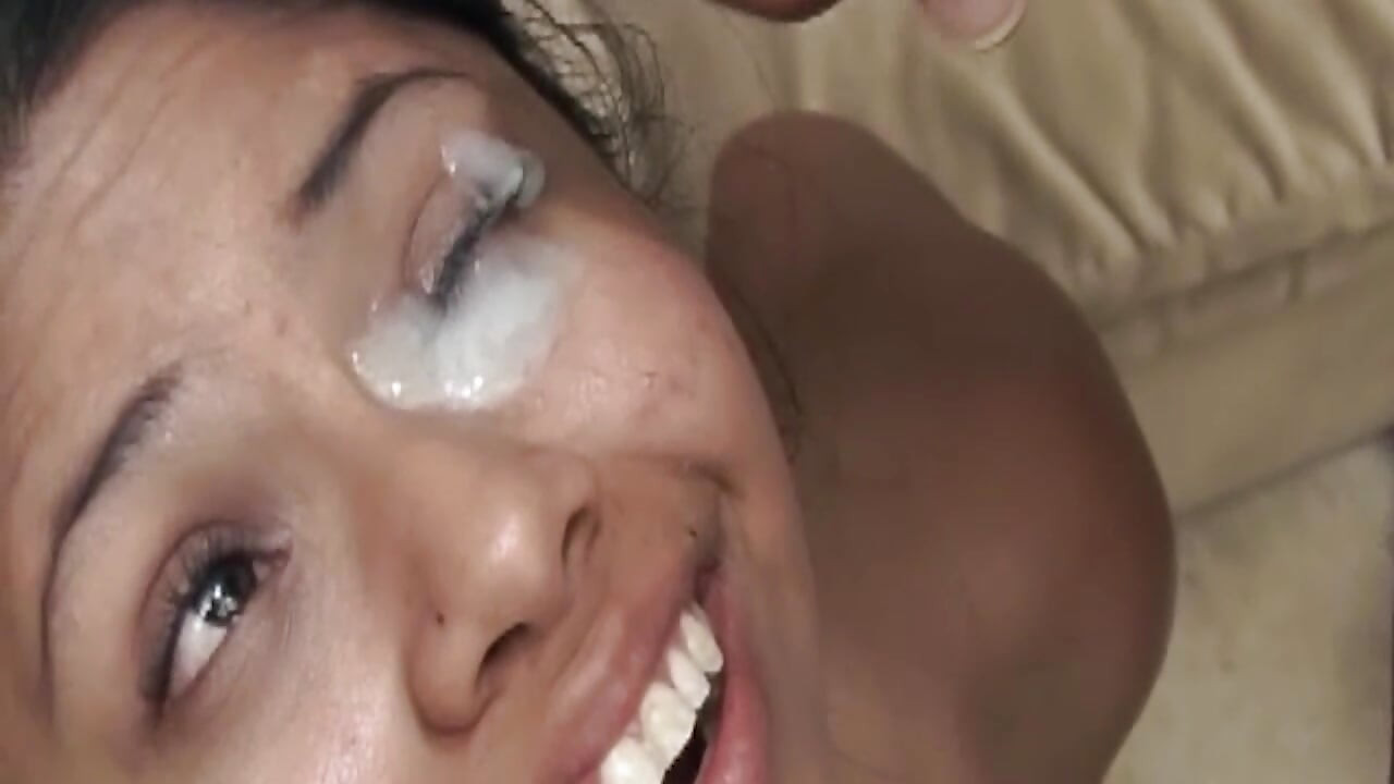 Reife brünette MILF massiver bbc tief in den hals mit gesichtsbesamung