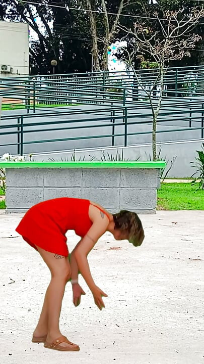Hantu-hantu di taman suka kena blowjob.