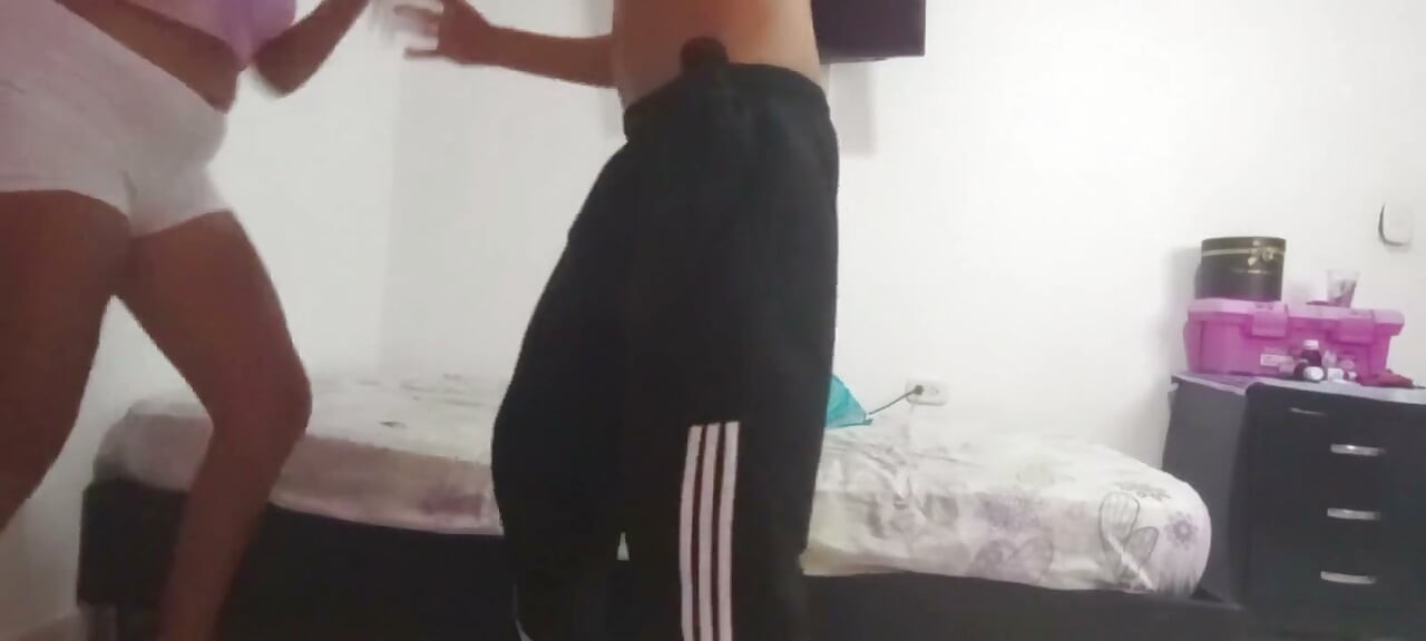 Futută dur după ce mi-am legat vecina