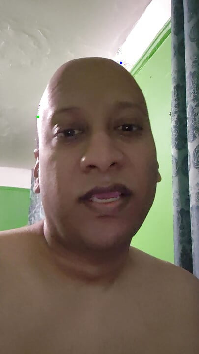 ساعدني أنا قرنية