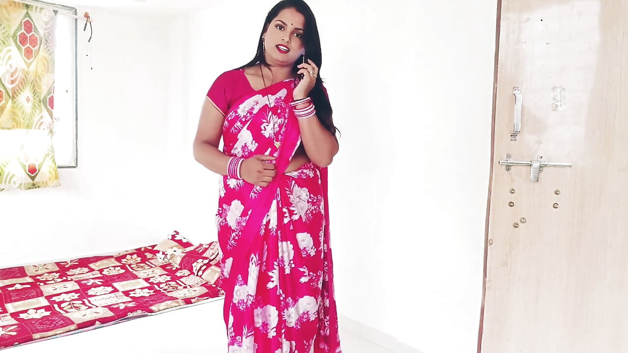 Gas cylinder delivery boy sexes Rhea Bhabhi in desi style