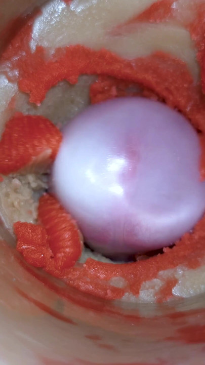 The Camera Inside the Deep Pussy Records a Huge Ejaculation with a Stuck Condom 4K