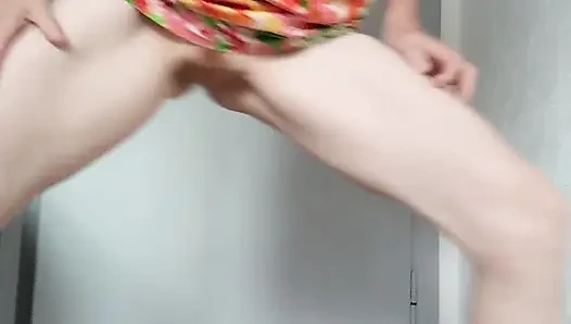 Diam dan berdansa denganku