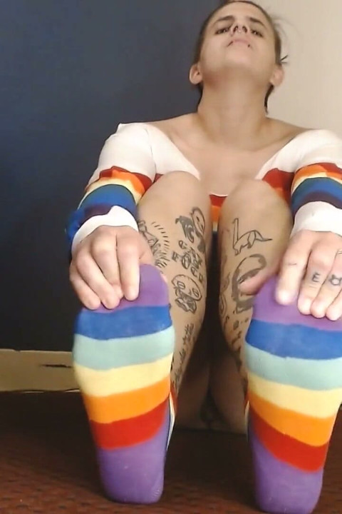 Sexy Crew Socks Feet Sharing