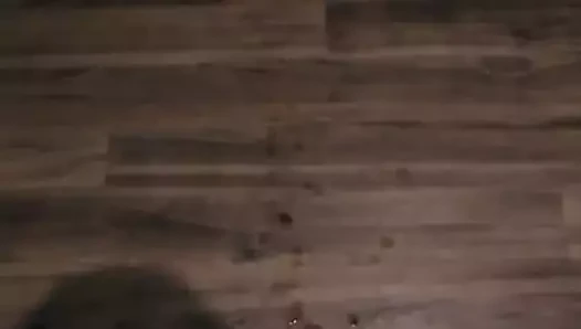 Büyük yarak büyük miktarda döl püskürtür