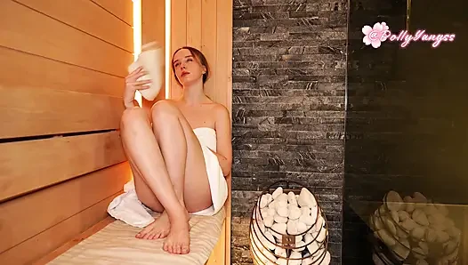 Polly's Sauna Footjob Went From 'nice Massage' to 'destroy My Pussy in the Jacuzzi