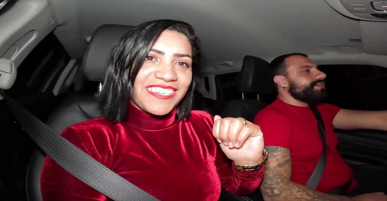 Las aventuras de la pareja Mattos - Llevé a mi mujer a darle un culo en el pelaje