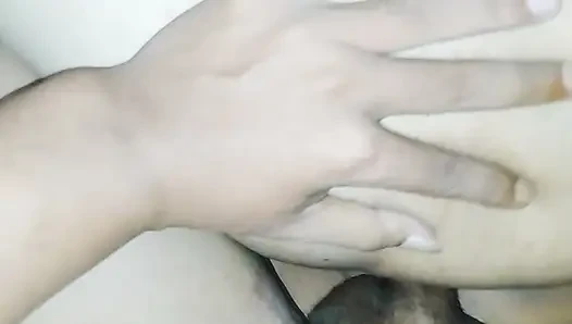 "Don't wake up the aunty