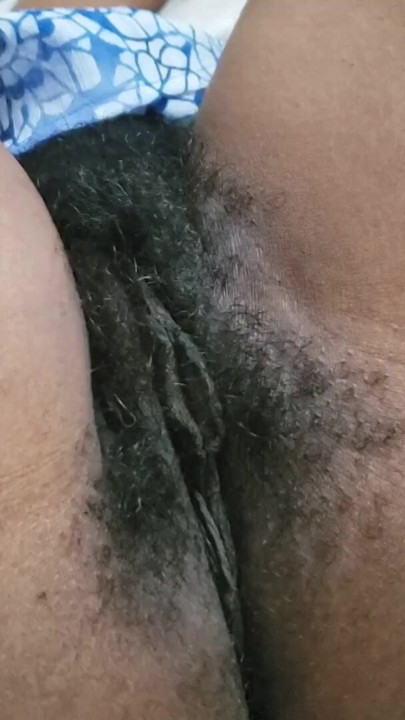 Hot Mature MILF With Curves And Natural Bedroom Energy | Clip 1