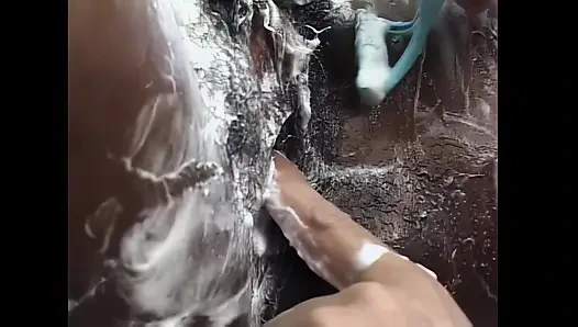 Тугая киска берет на себя