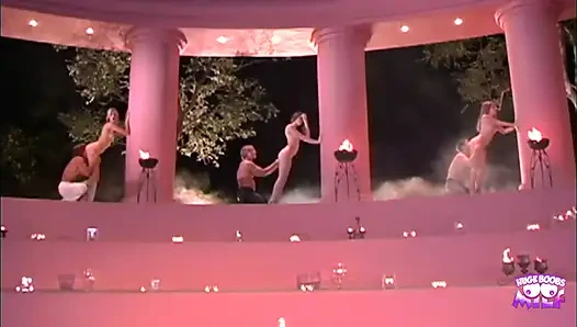 So Many Horny Couples in the Outdoors Make a Wild Group Sex