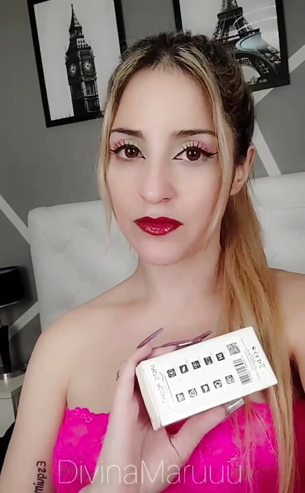 Hai Babies! Aku Lagi Asik Pamer Mainan Seks Baruku untuk VideoKu Selanjutnya!
