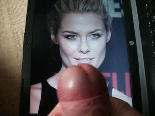 Homenagem a Rachael Taylor