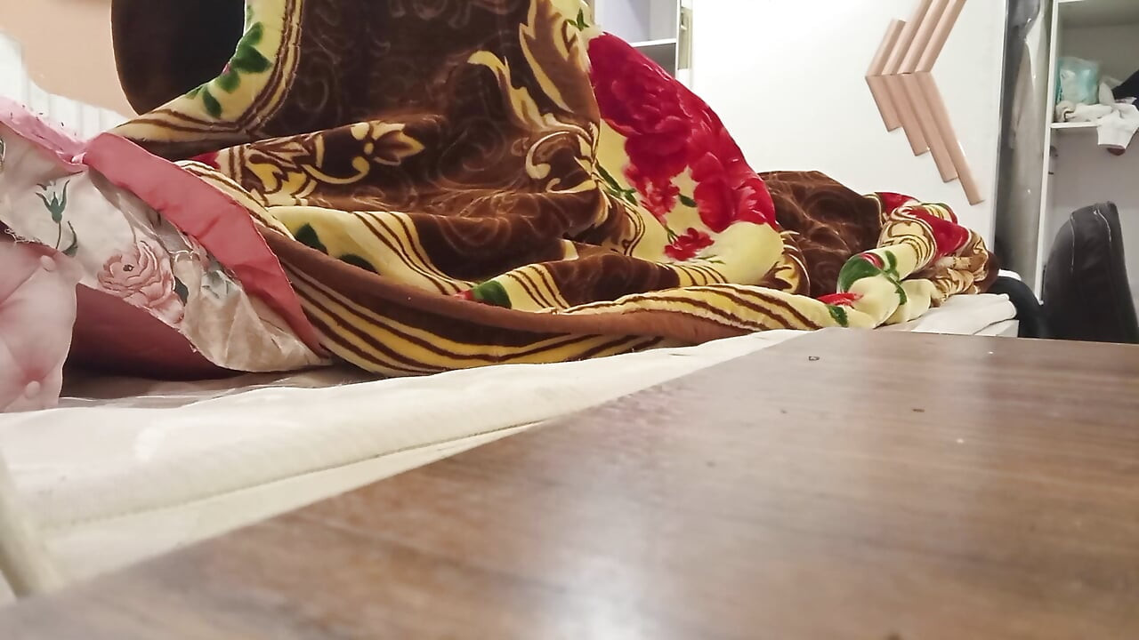 Essas cunhadas, cunhadas, eu preciso de um parceiro, nenhum de vocês vê, sentam e comem.
