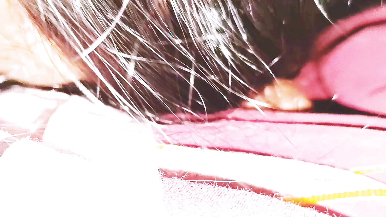 Indian Car Sex Pink Saree Bhabi Try to Fucking with Boy Friend. Telugu Firty Talks.