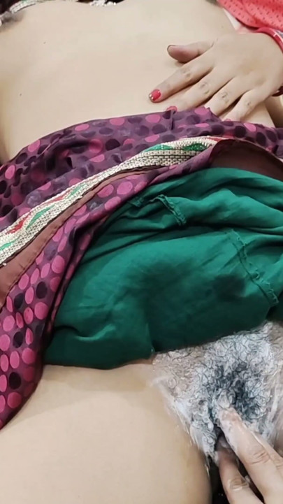 بهابي من بنغلاديش تتناكح مع صديقها، كس مبلل، جميلة | المقطع 2