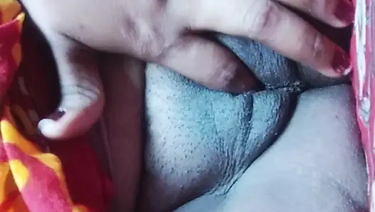 Video perselingkuhan Boudir Bengali