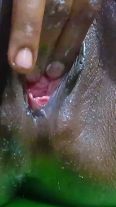 Bhabhi ke sath kiye Maje|| bhabhi Ne bathroom mein Bulaya|| Bengali bhabhi kya oil massage | Clip 1