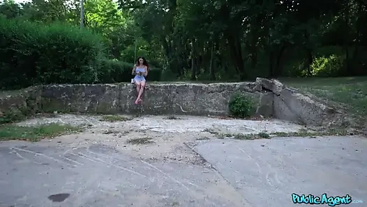 Публичный агент - Esluna будет сосать член ради татуировки