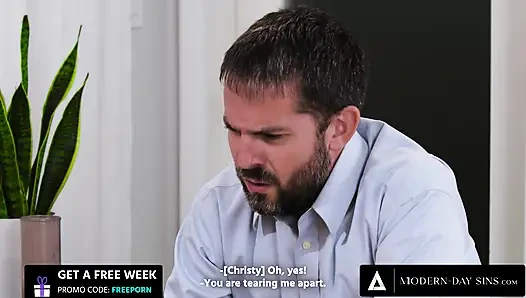 MODERN-DAY SINS - одинокую домохозяйку Christy Love застукали сквиртующей повсюду и за ней