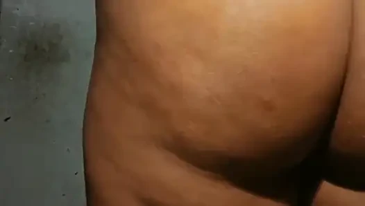 Perceraian tante seksi tamil ini suka dientot gaya bdsm sampai merintih keenakan!