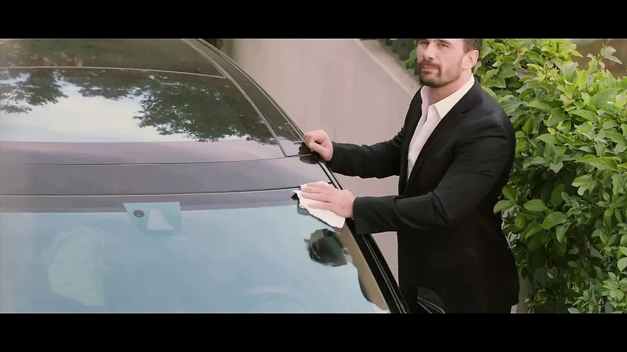 Omg! Navijačica čeka prskajući orgazam