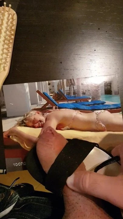 Masturbate with her slutty shoes
