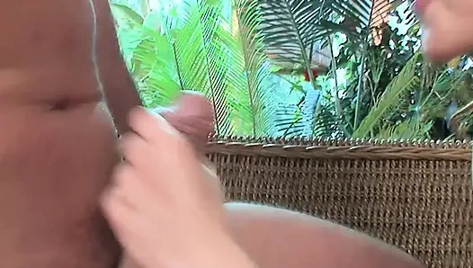 Анальное открытие сцены - 1_Slim грудастая блондинка Gilda Robert обожает трахаться сзади