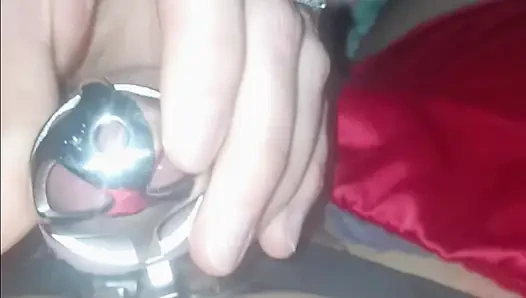 Kocası bekaret kemerinden serbest bırakıldı ve tekrar tekrar sikildi bölüm 1