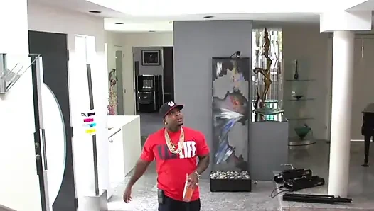 Porno antar ras dengan pelacur semok kulit putih yang tak pernah puas