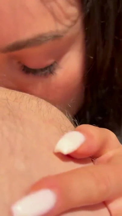 莫妮卡福克斯第一人称视角口交、手淫、舔肛并被射在酒店与情人 |剪辑 1