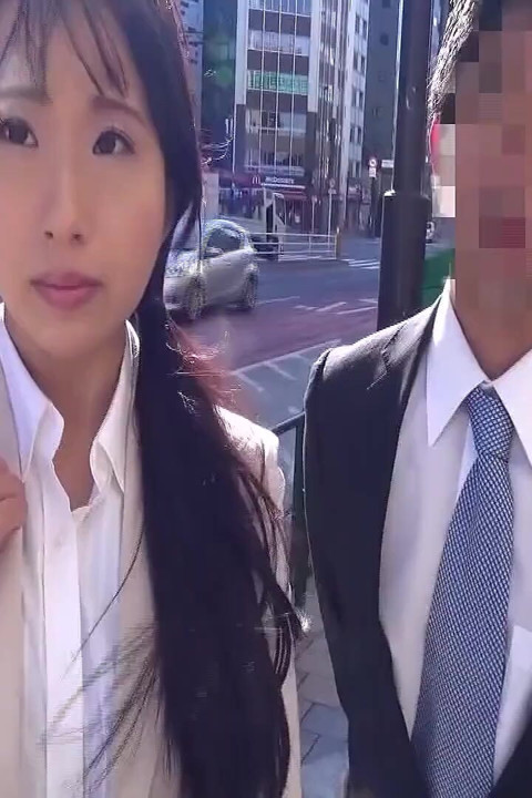 M577g10 Interview with Two People While Accompanied by Senior Women!
