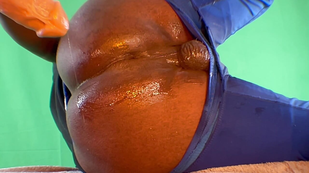 Rekaman Videoku Lagi Asik Muasin Lubangku Pakai Dildo Posisi Misionaris (vol. 1 Bagian 2)